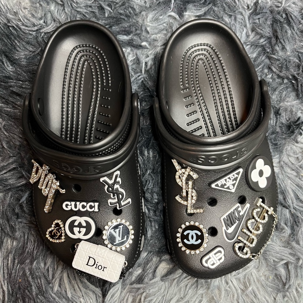 CROC Charms